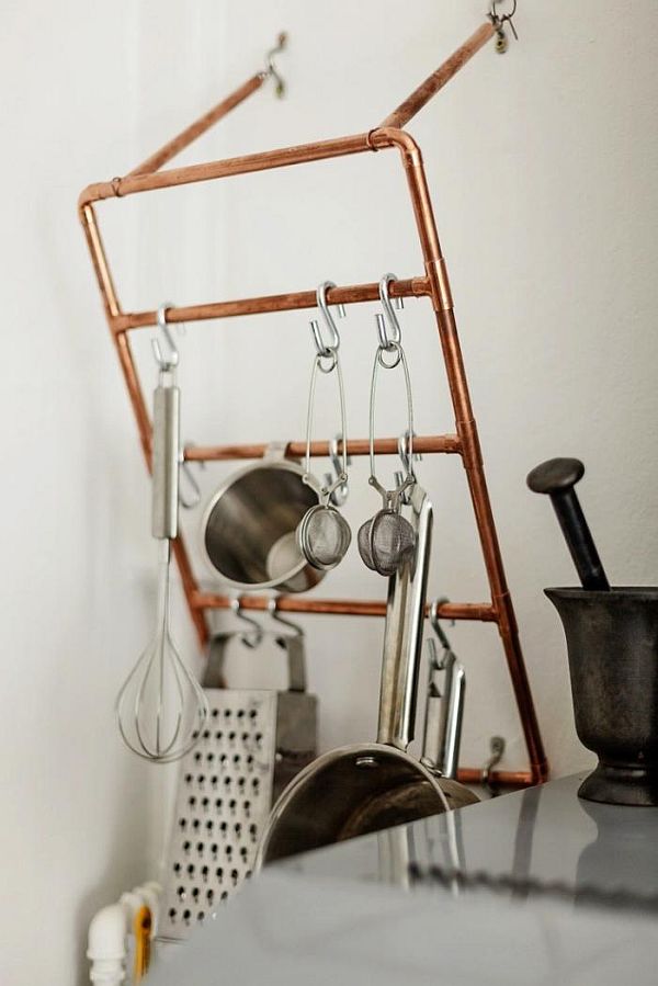 exposed copper pipes as pot holder