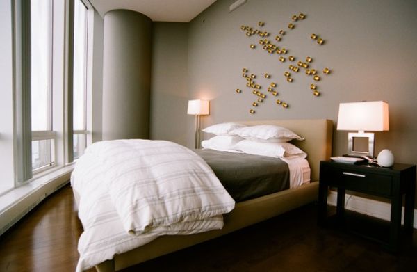 3D wall art brings the alive the trendy grey bedroom!