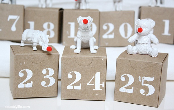 Animal figurine advent boxes