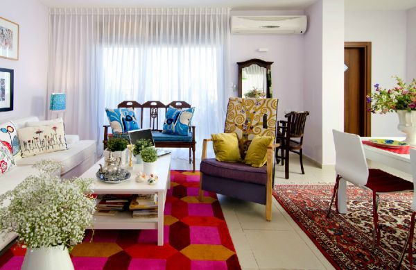 Colorful interiors of the Israeli home