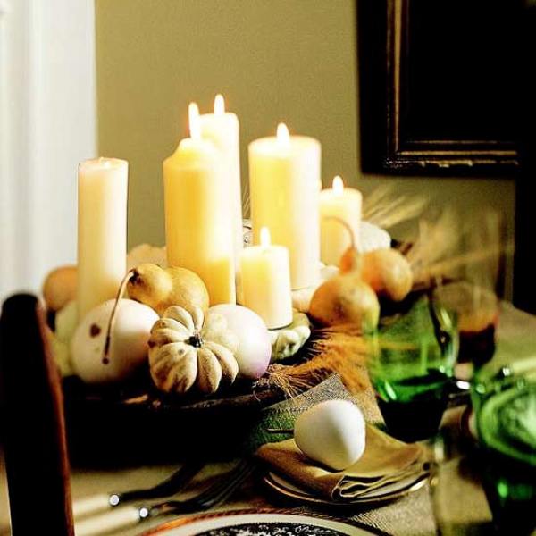 Elegant and exquisite centerpiece for the Thanksgiving table