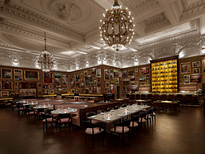 Exquisite dining area London Hotel