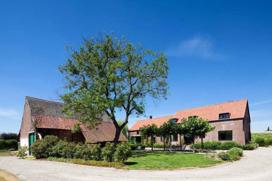 Farmhouse in Lennik, Belgium