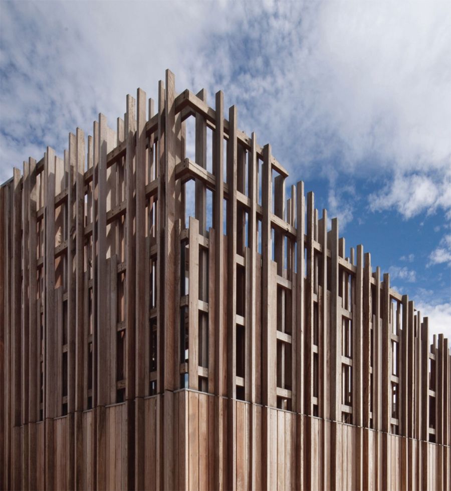 Intricate design of the exterior cladding