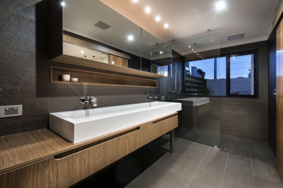 Lavish home bathroom design