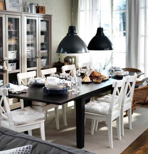 Lovely pendants accentuate the black and white decor theme