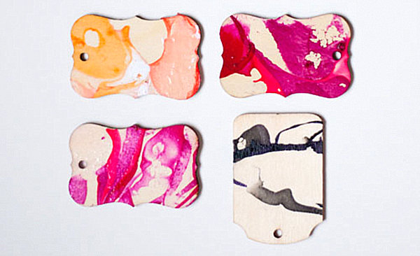Marbled gift tags