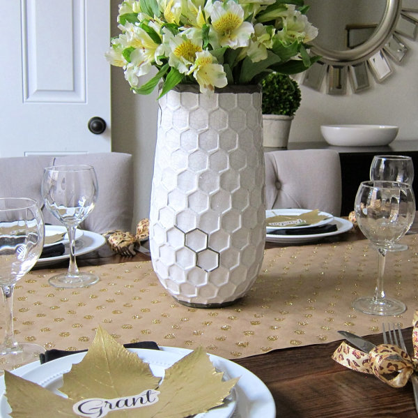 Modern elegant Thanksgiving table