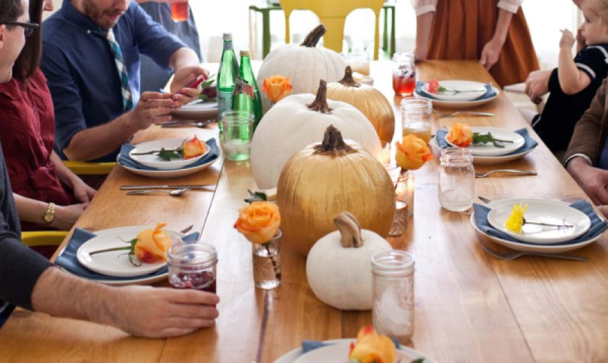 10 Last-Minute Thanksgiving Table Settings