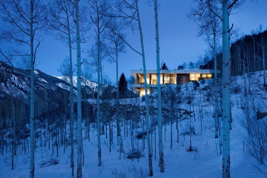 Spectacular surroundings of the stylish aspen home