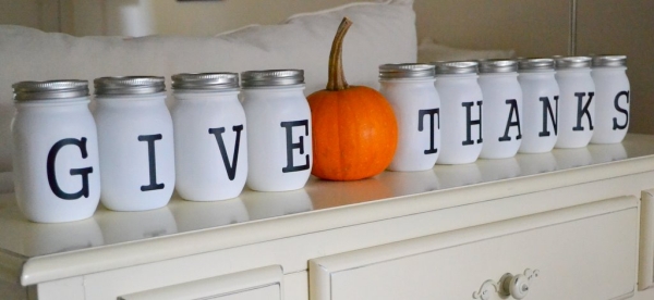 Turn those old jars into festive decoration