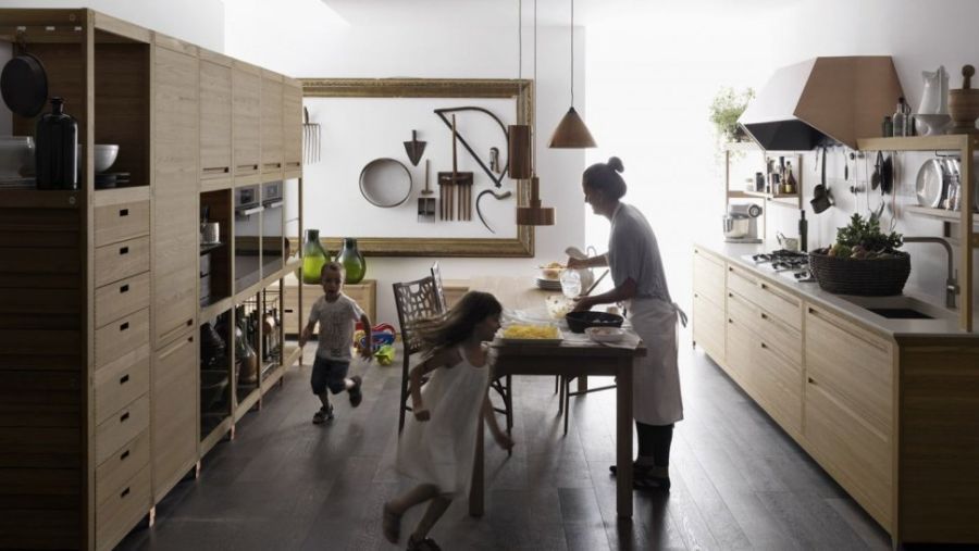 Unique and intricate wooden kitchen decor from Valcucine