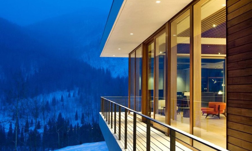 Majestic Views and Cozy Interiors For This Astonishing Aspen Residence
