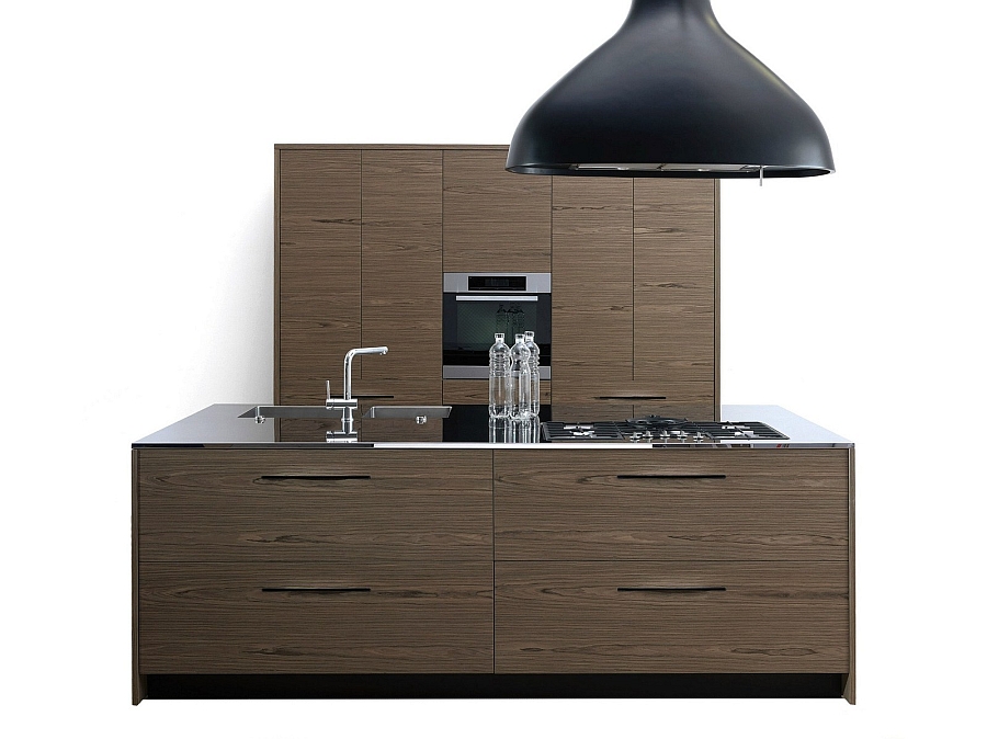 A look at Pamap kitchen in dark wooden tones