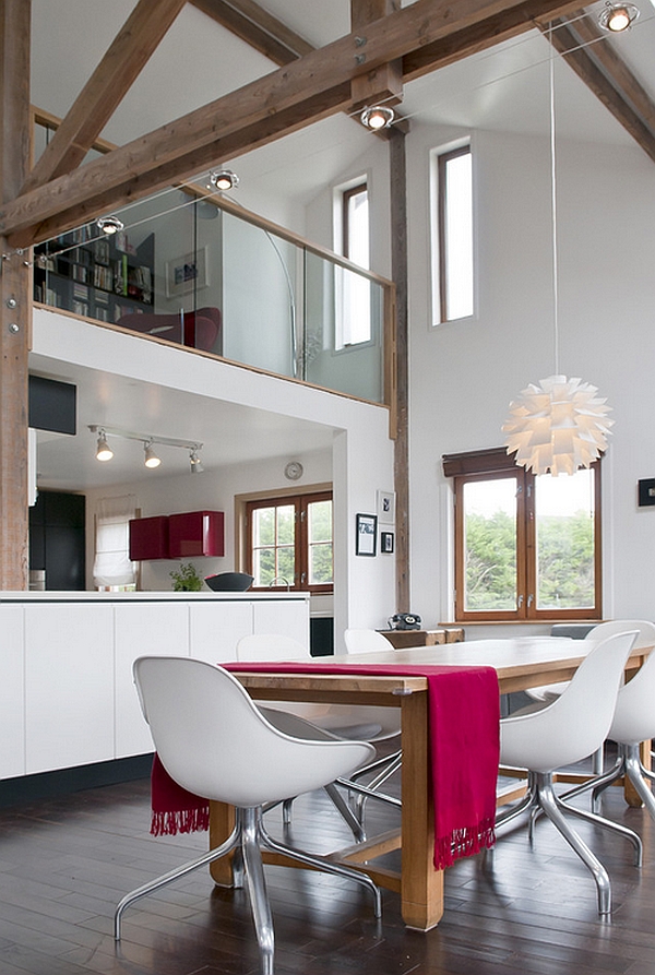 Accents of Fuchsia carefully placed across the kitchen and dining area