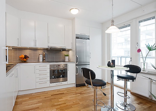 Bright studio apartment kitchen