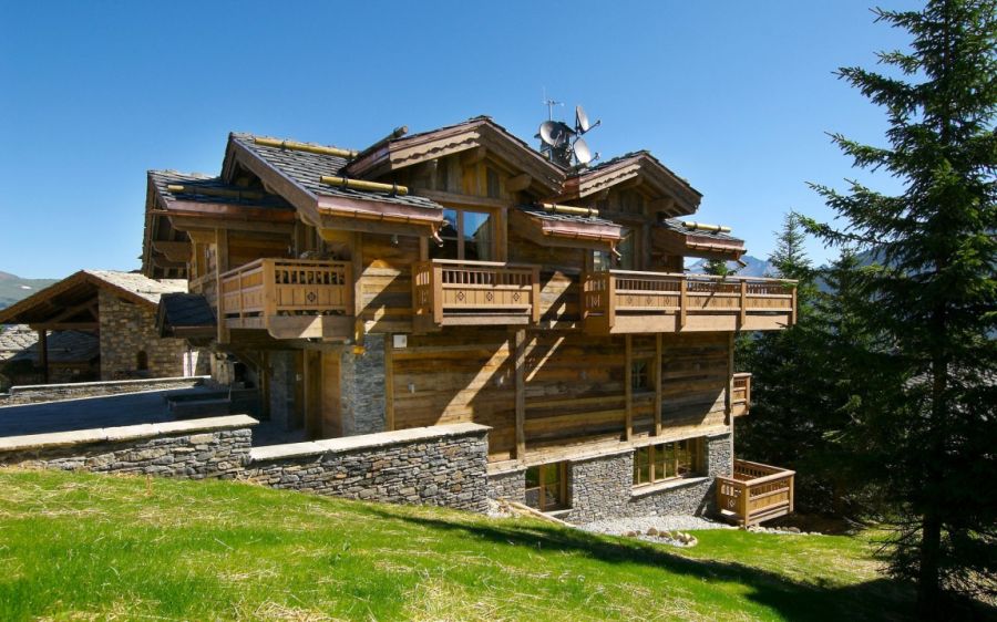 Chalet Pearl Ski Lodge Promises A Breathtaking Holiday In The French