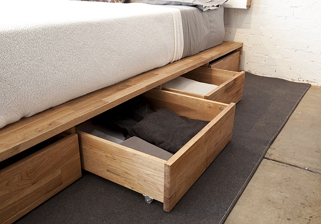 Concealed Drawers of the platform bed