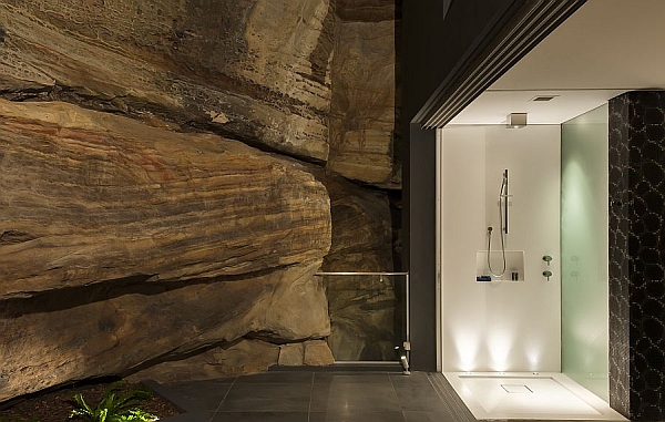 Contemporary ensuite bathroom design by Minosa Design