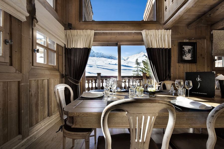 Dining room with a view of the Alpine slopes