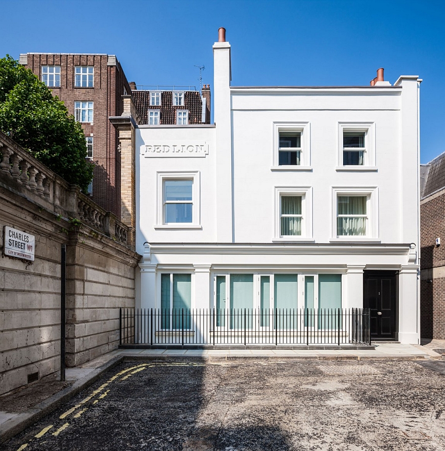 Facade of th five story London House