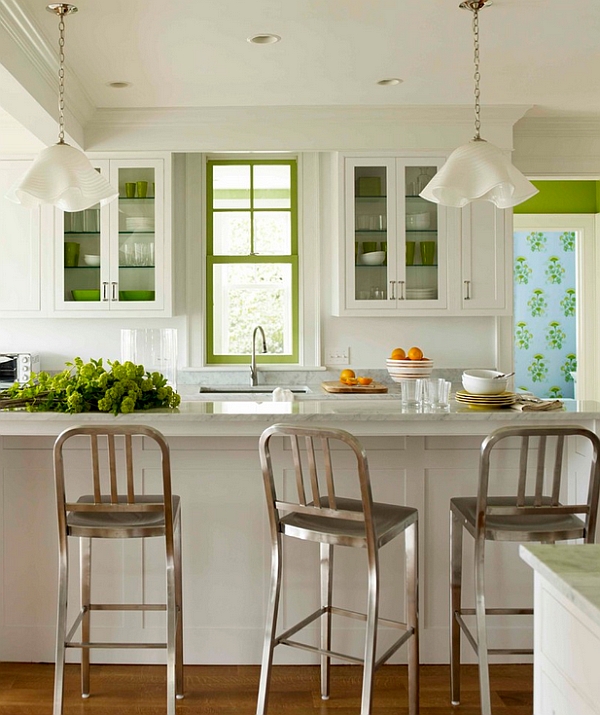 Fresh accents of green in the kitchen