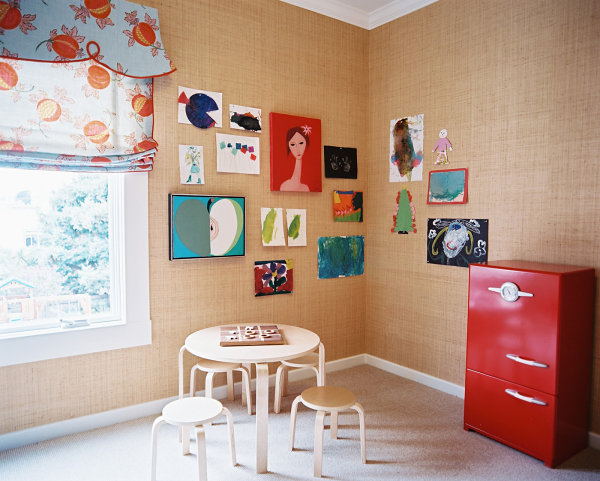 Fruit motifs in an eclectic kids' room