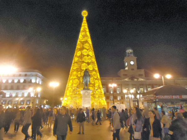 Metal and glass Christmas tree