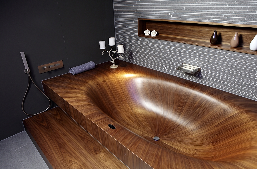 Natural wood bathtub idea