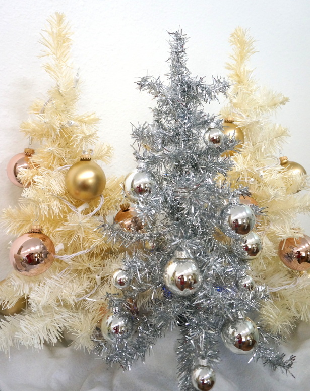 Retro-style trees in silver and gold