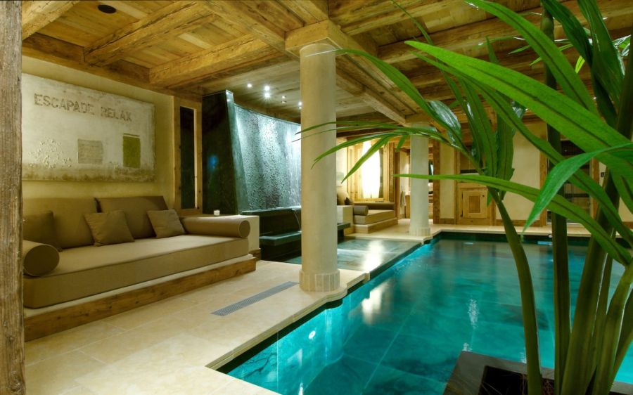 Spectacular indoor pool and water feature