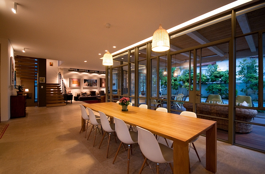 Stunning dining room idea