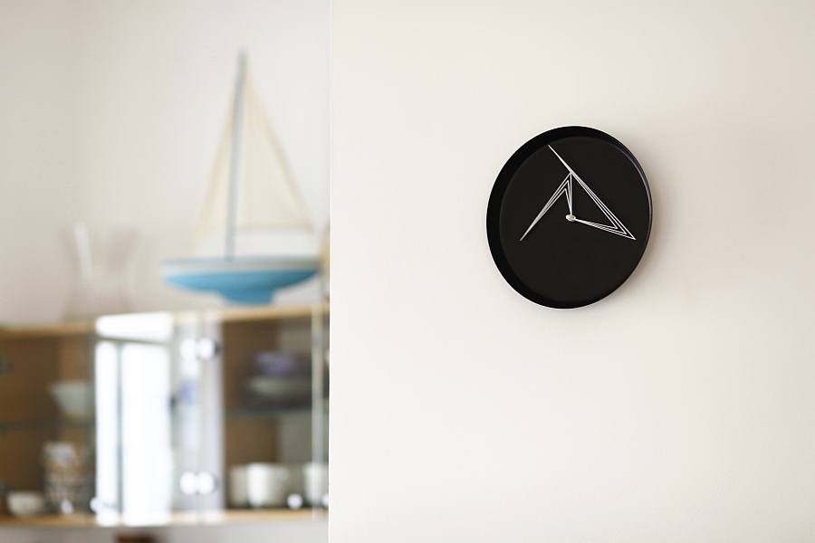 Stylish modern wall clocks