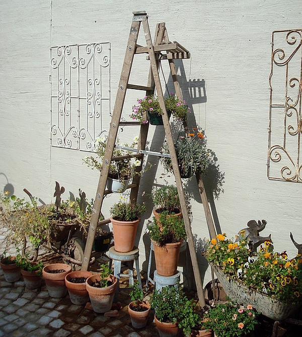 Trendy ladder shelf idea for the patio