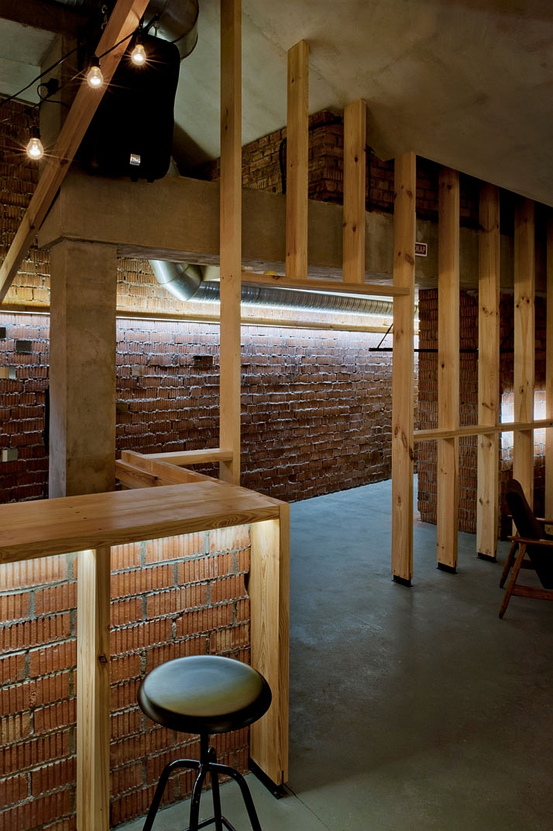 Wooden dividers usher in natural light