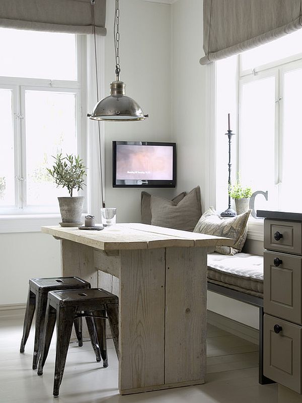 his and hers breakfast nook