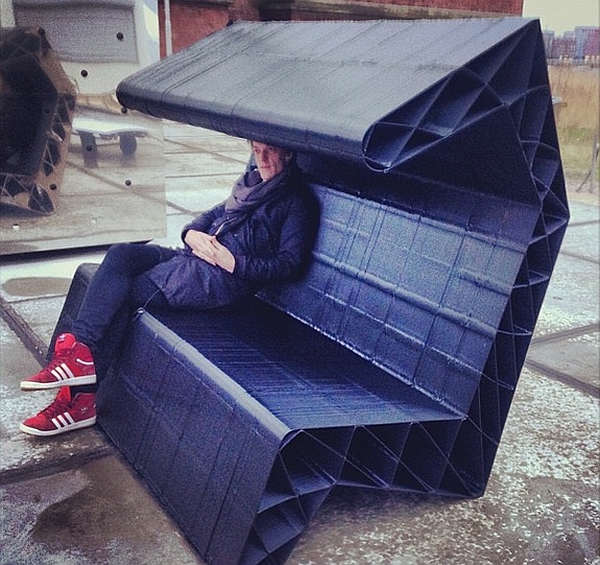 Black House bench crafted by KamerMaker 3D Printer