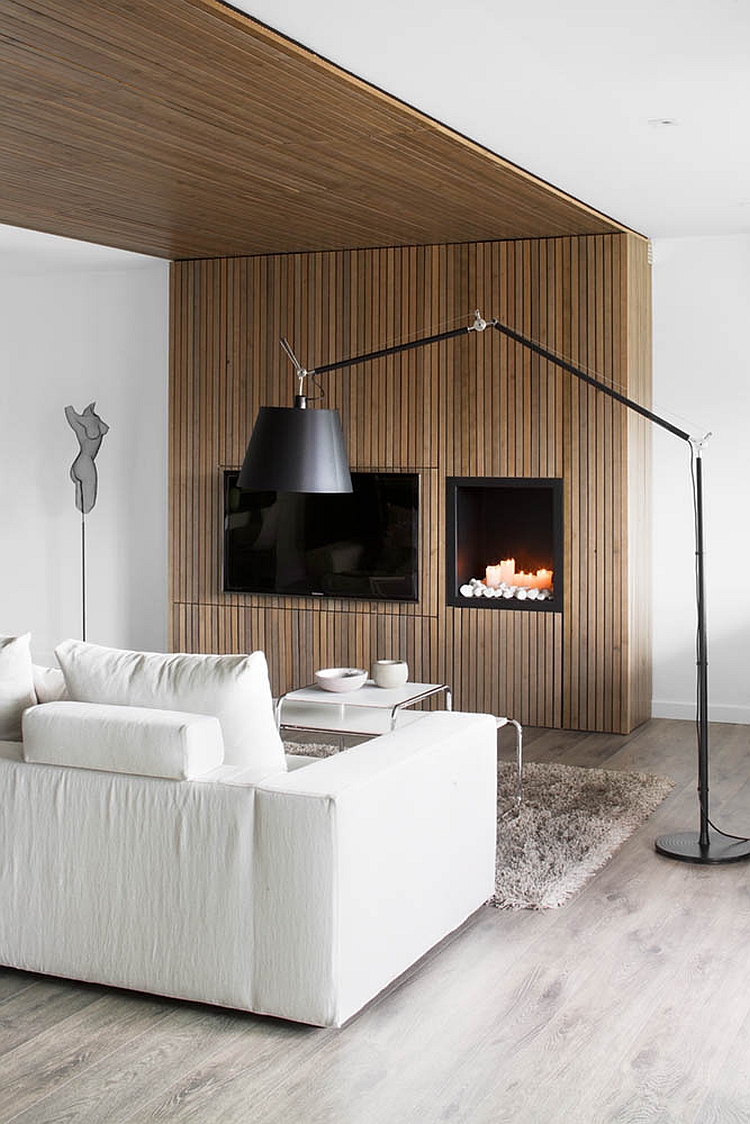 Cozy fireplace idea in the living room