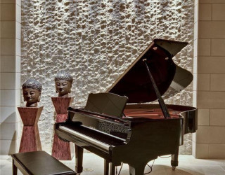 21 Fabulous Modern Homes Showcasing Elegant Pianos