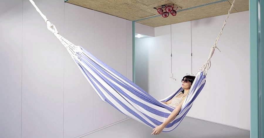 Hang a cool Hammock in the living room with style