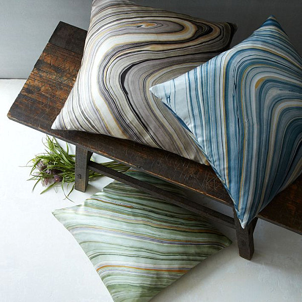 Marble-pattern pillows