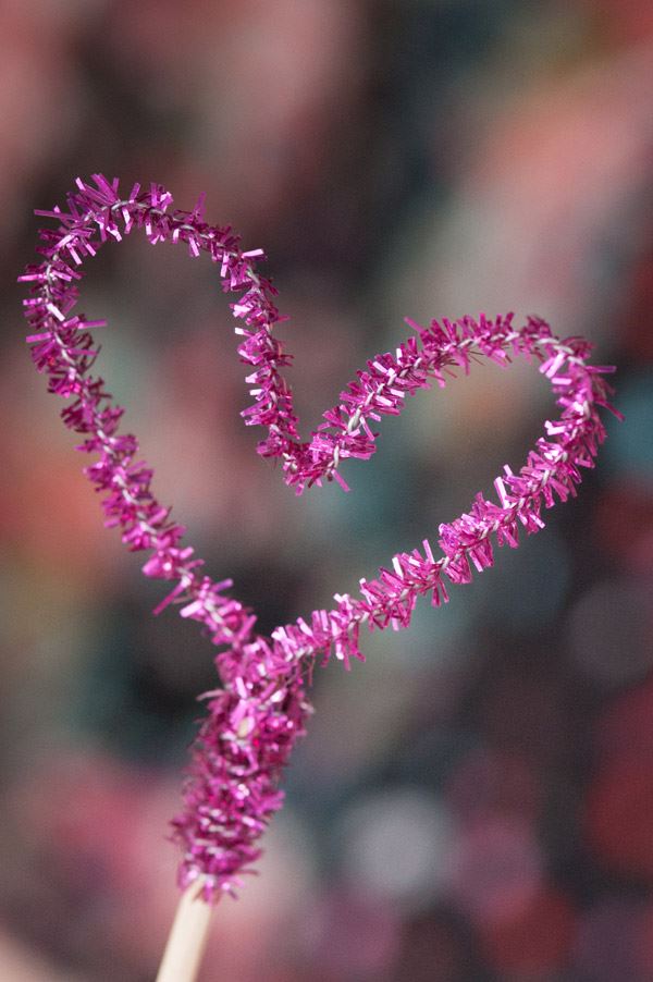 Shiny pipe cleaner heart topper