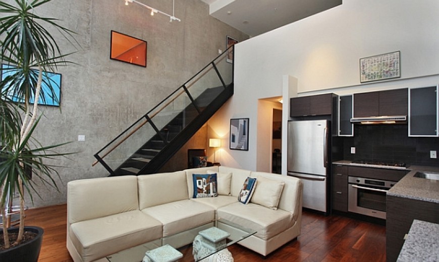 Industrial Loft Brings A Dash New York City Charm To Downtown Vancouver!