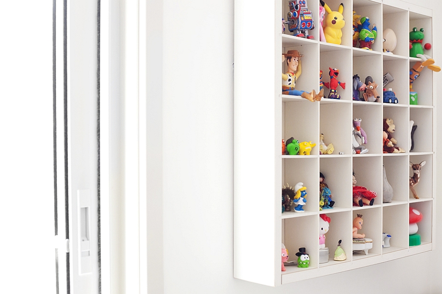 Storage and display idea for kids' toys