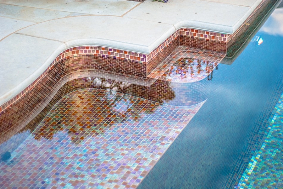 Tiling idea for a modern pool