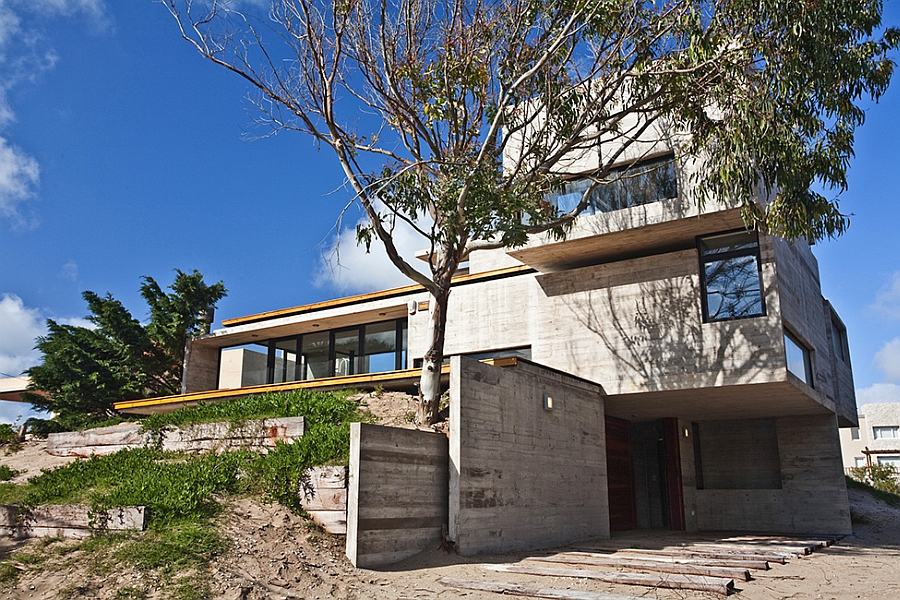 Unassuming entrance to the concrete house