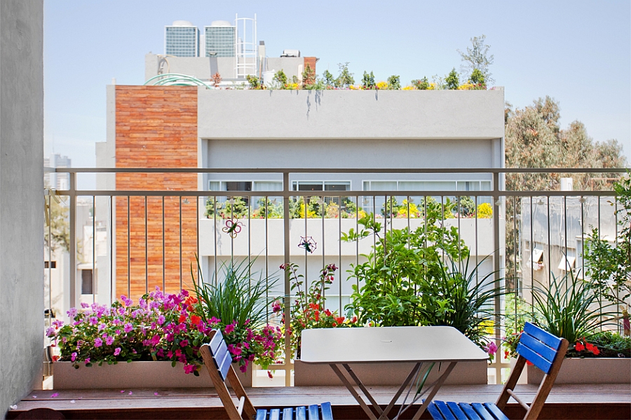 fabulous seating area in the patio