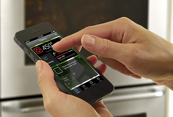iPhone enabaled W-Fi interface for the oven