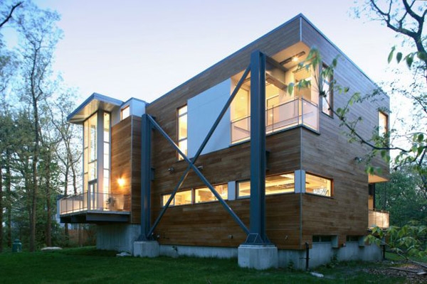 recycled-house with repurposed-steel and concrete