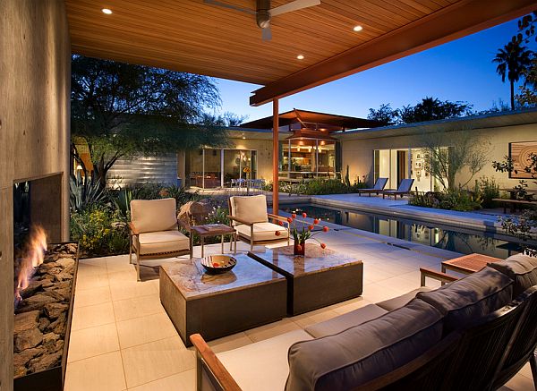 Byrnes Residence - concrete wall patio